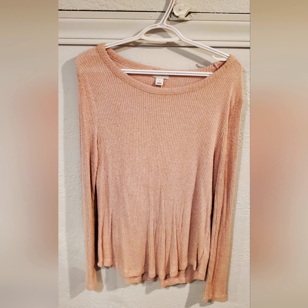 Light pink, long sweater